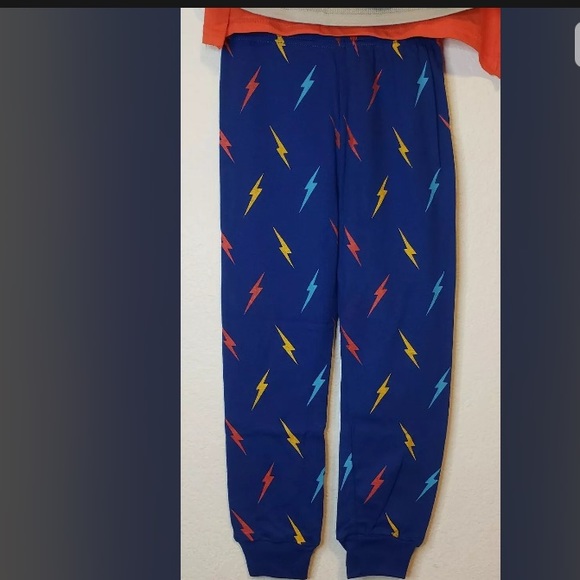 Schmoopy Blue Be a Hero Long Sleeve Pajamas with Removable Red Cape 8 years - Picture 3 of 13